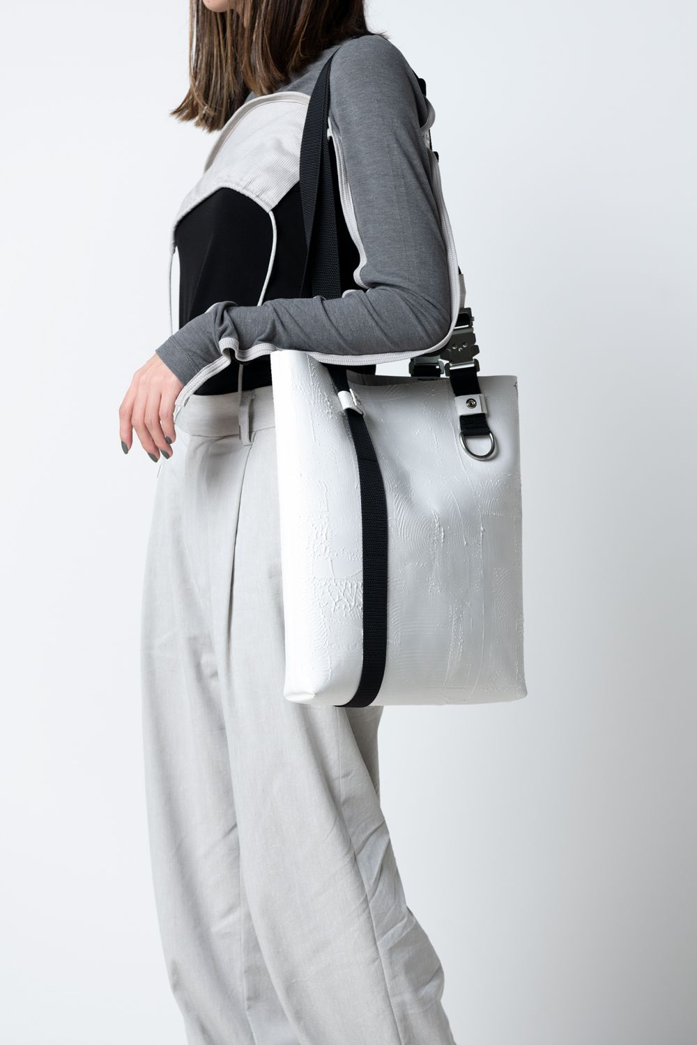 kagari yusukeレザーケース ✳︎ストラップ付き kagari yusukeレザー