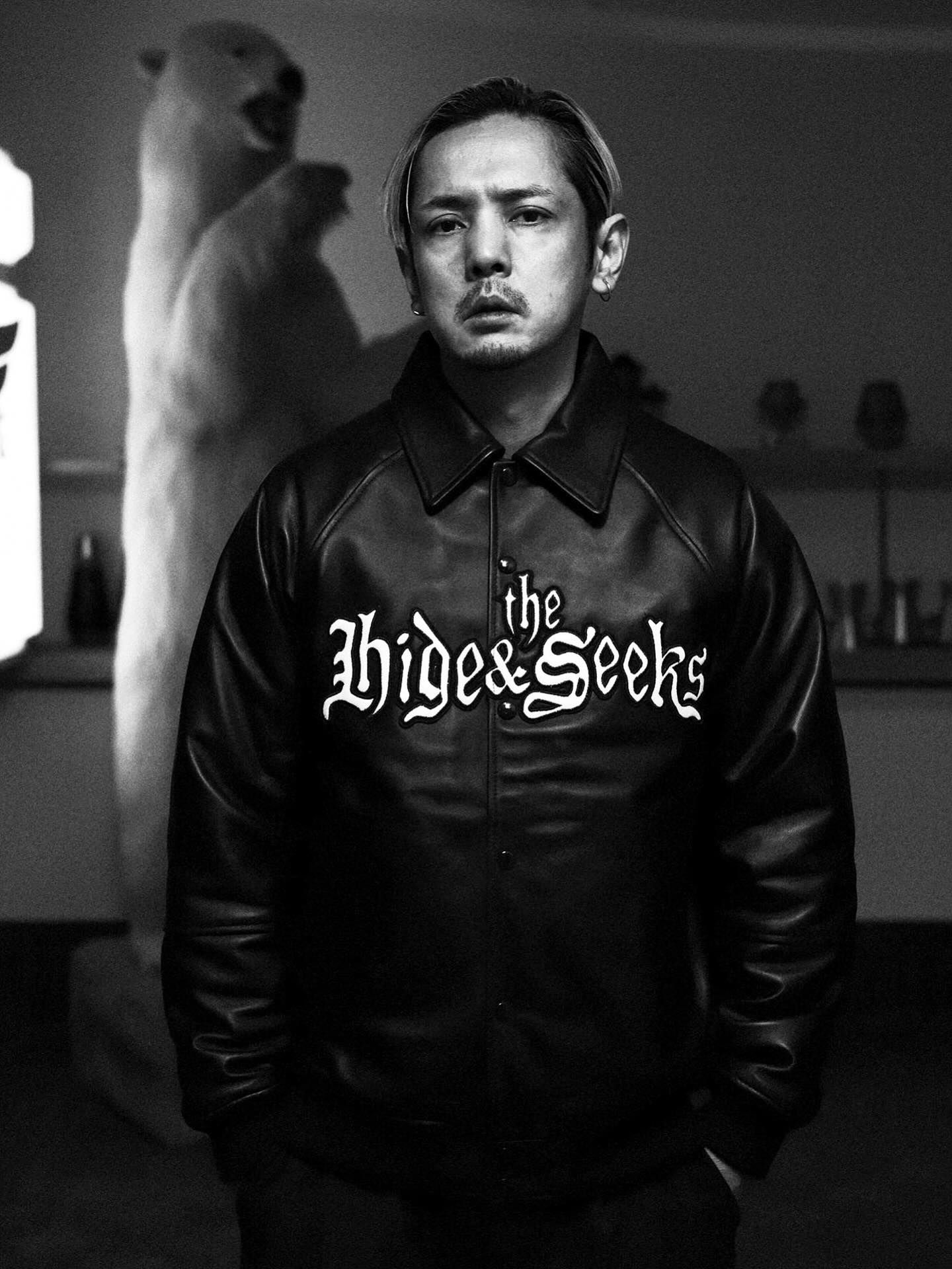 HIDE AND SEEK - Leather Varsity Jacket (BLACK/WHITE) / 西浦徹
