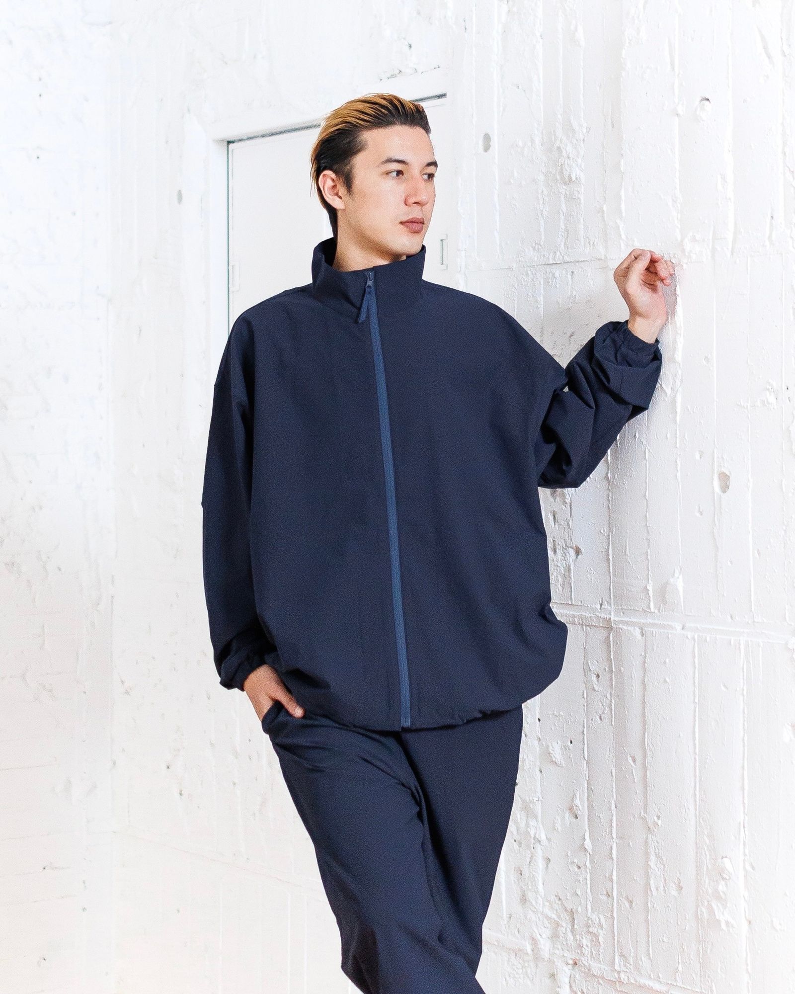 M NAVY FreshService CORPORATE TRACK SUIT M NAVY FreshService