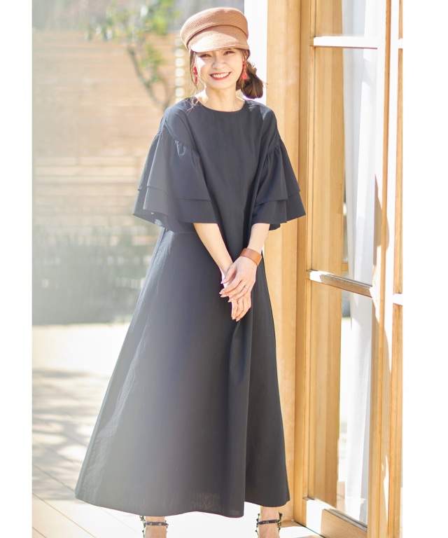 バックレースアップフレアワンピース