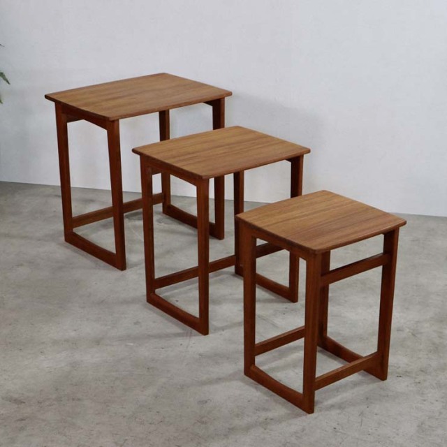 Simple Vintage Nest Table 商品番号【122078】