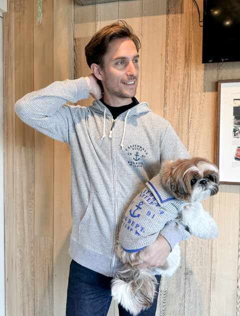 UNISEX】透かしワッフルジップパーカー