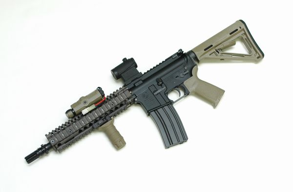 次世代電動ガン M4A1カービン カスタム
