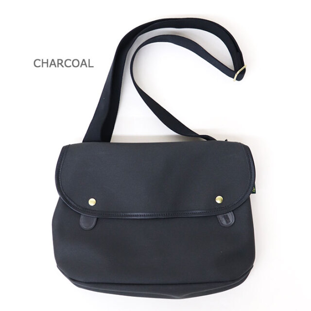 Brady ブレディ ショルダーバッグ AVON