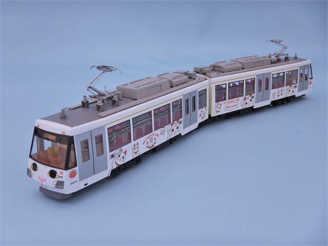 東急300系 世田谷線50周年記念仕様 幸福の招き猫電車