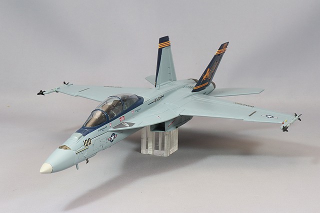 JCW 1/72 F/A-18E スーパーホーネット 