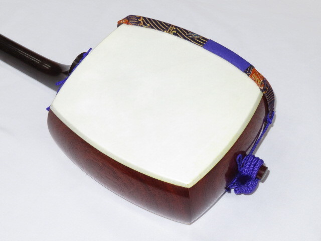 リニューアル中古三味線 紅木 長唄 象牙糸巻き 丸打ち胴 5468