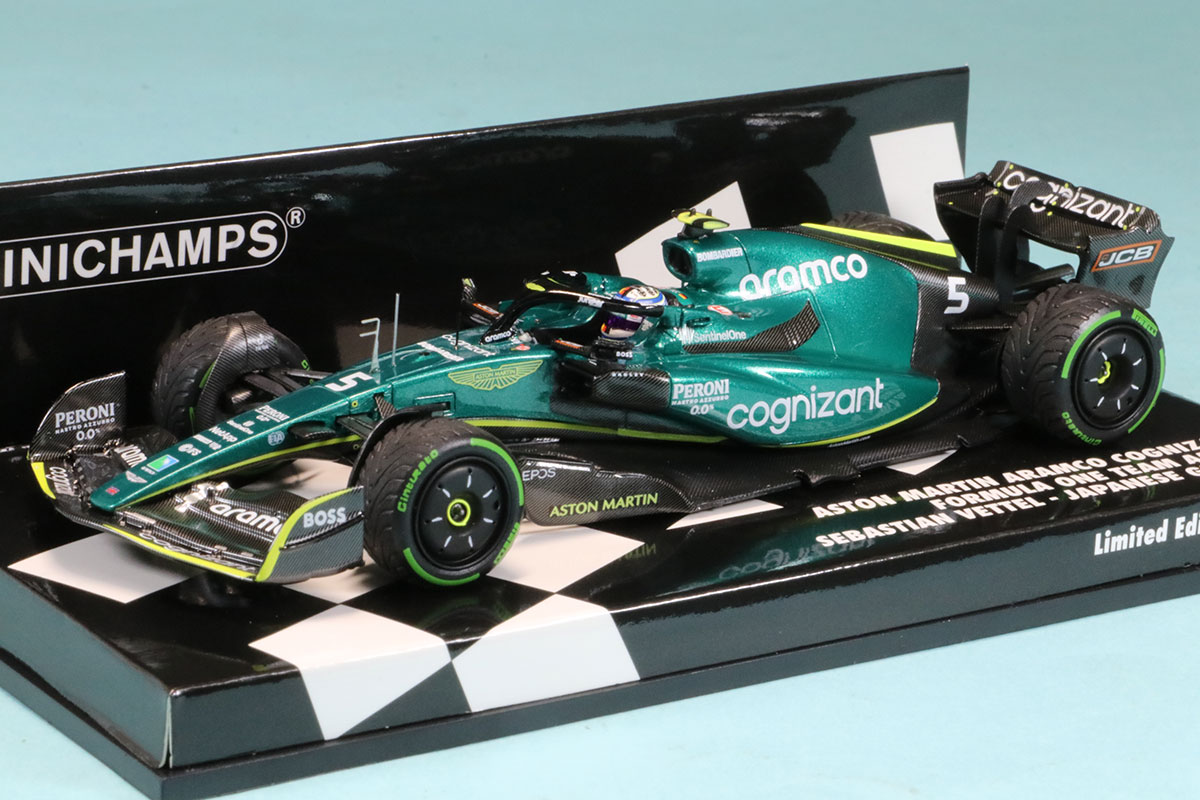 ミニチャンプス 1/43 アストンマーチン AMR22 セバスチャン ベッテル