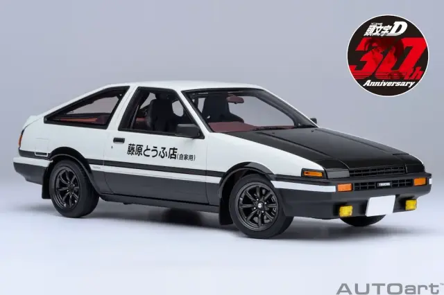 オートアート 1/18 トヨタ スプリンター トレノ AE86 「頭文字 D