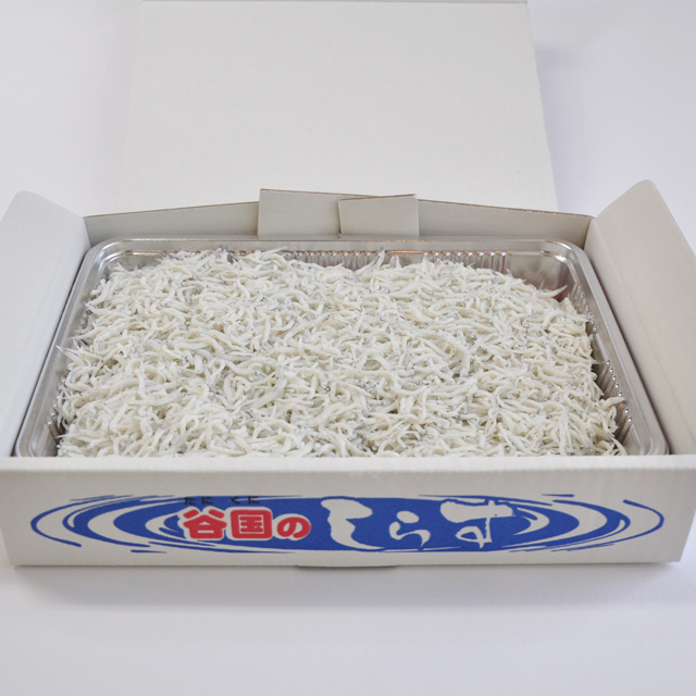 釜揚げしらす 450g 紙箱 | しらすの通販・販売 | しらす屋たにくに