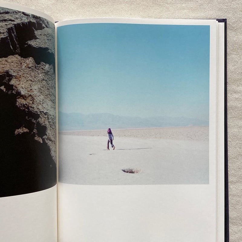 川内倫子｜Illuminance | 曲線