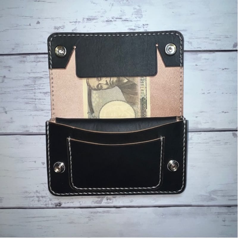 姫路レザーミドルトラッカーウォレット丘染め：茶芯/黒色/ステッチ白色