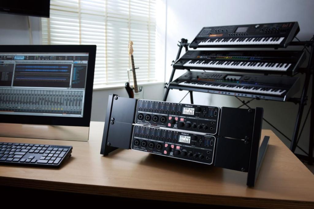 Amazon.co.jp: Roland ローランド USB2.0オーディオ・インターフェイス