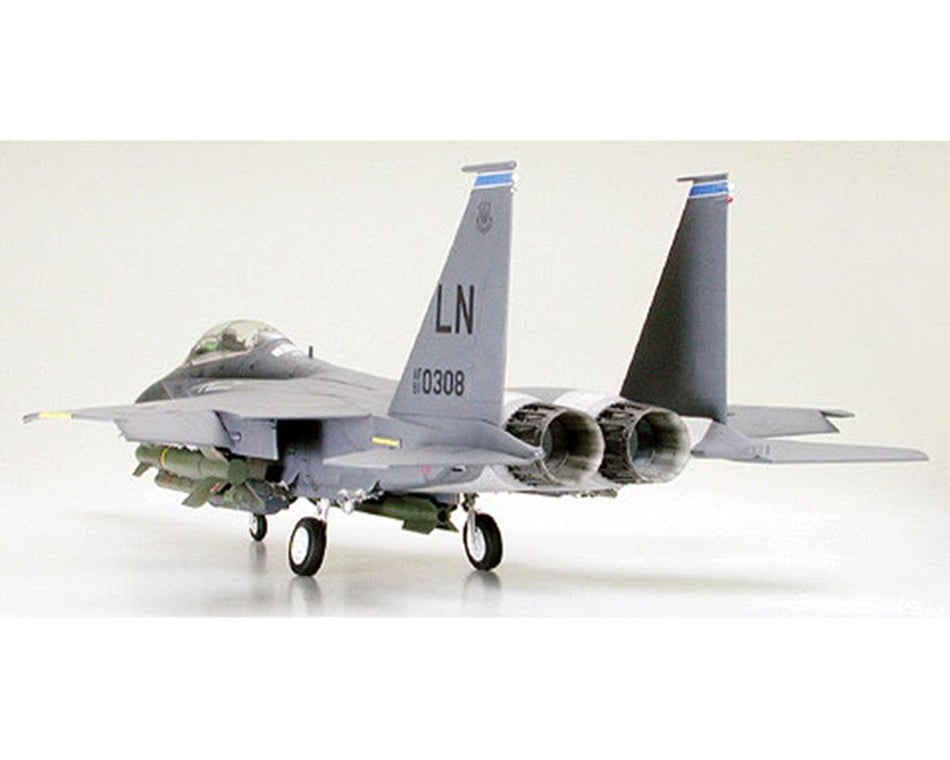 Tamiya 1/32 F-15E Strike Eagle Plastic Model Kit [TAM60312