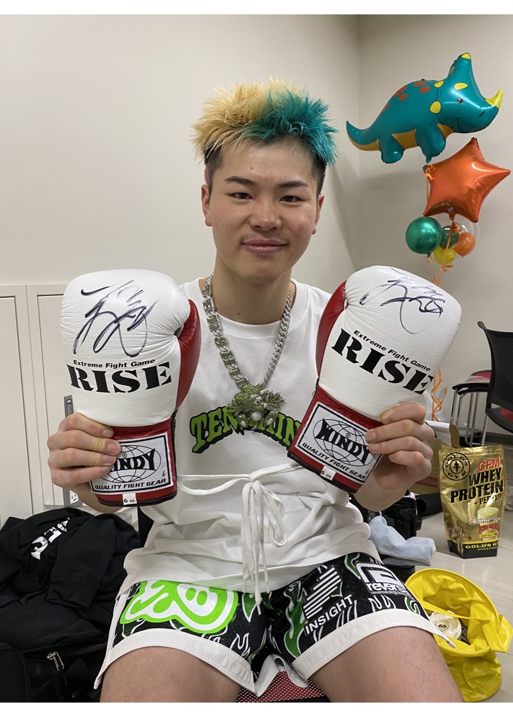 那須川天心 グローブ那須川天心 サイン入りグローブ the match 2022