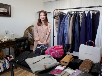 松本で「クラサワ工房」展 家族で手がける農民美術、木彫りの魅力を