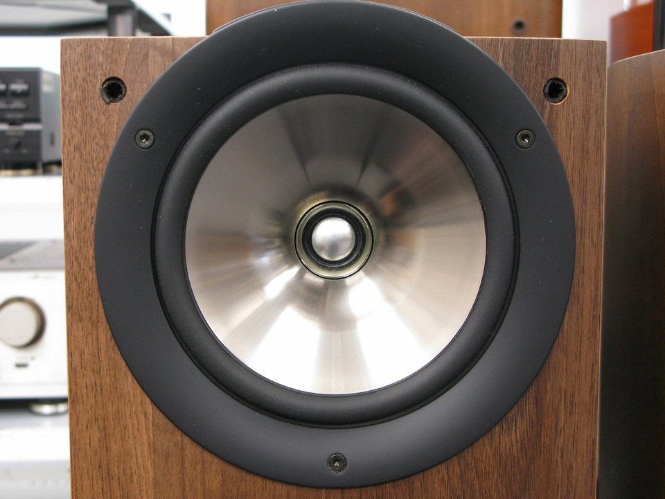 iQ7 KEF - 中古オーディオ 高価買取・販売 ハイファイ堂