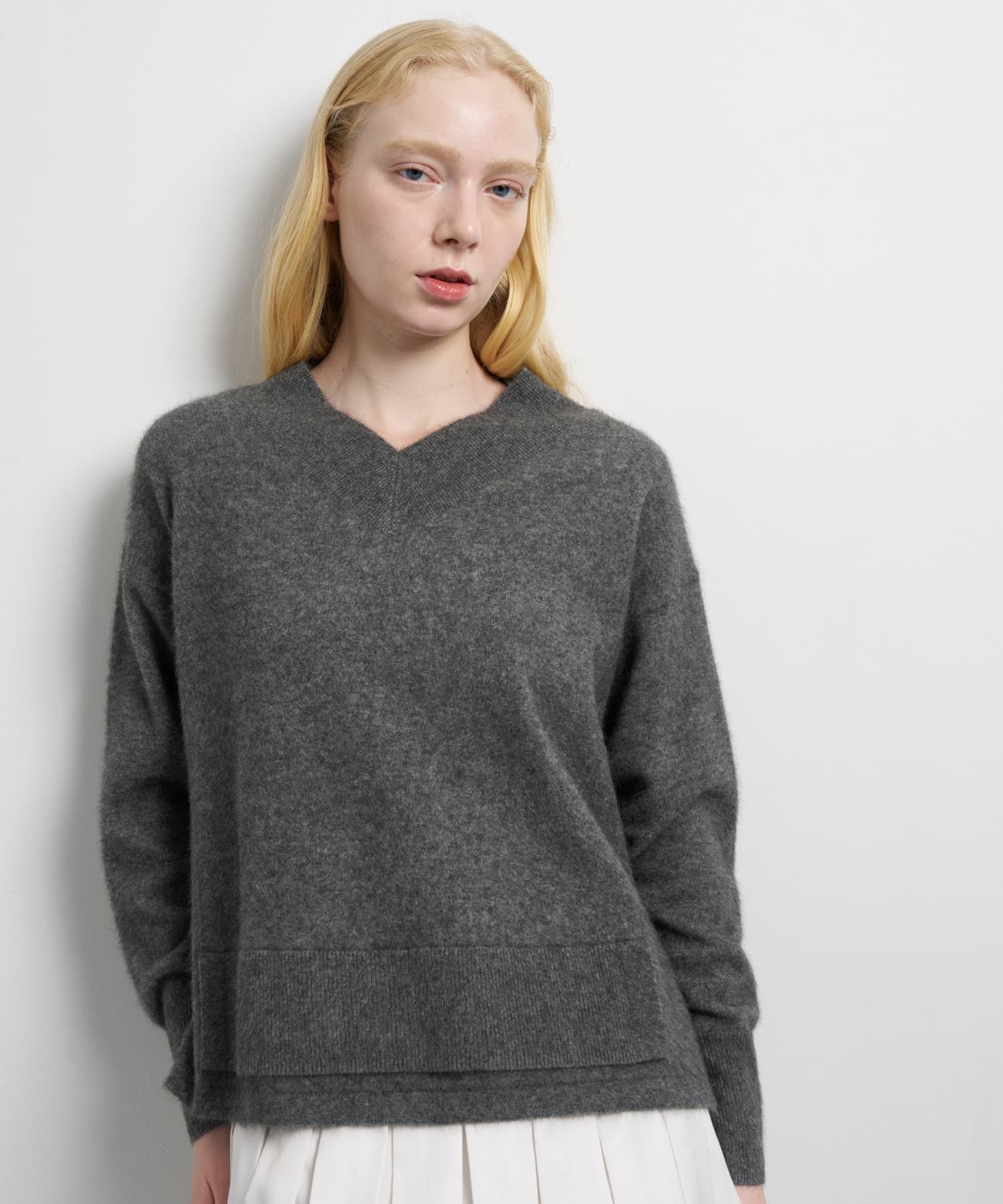 ラクーンVネックニット|LANVIN en Bleu | LANVIN en Bleu | ランバン