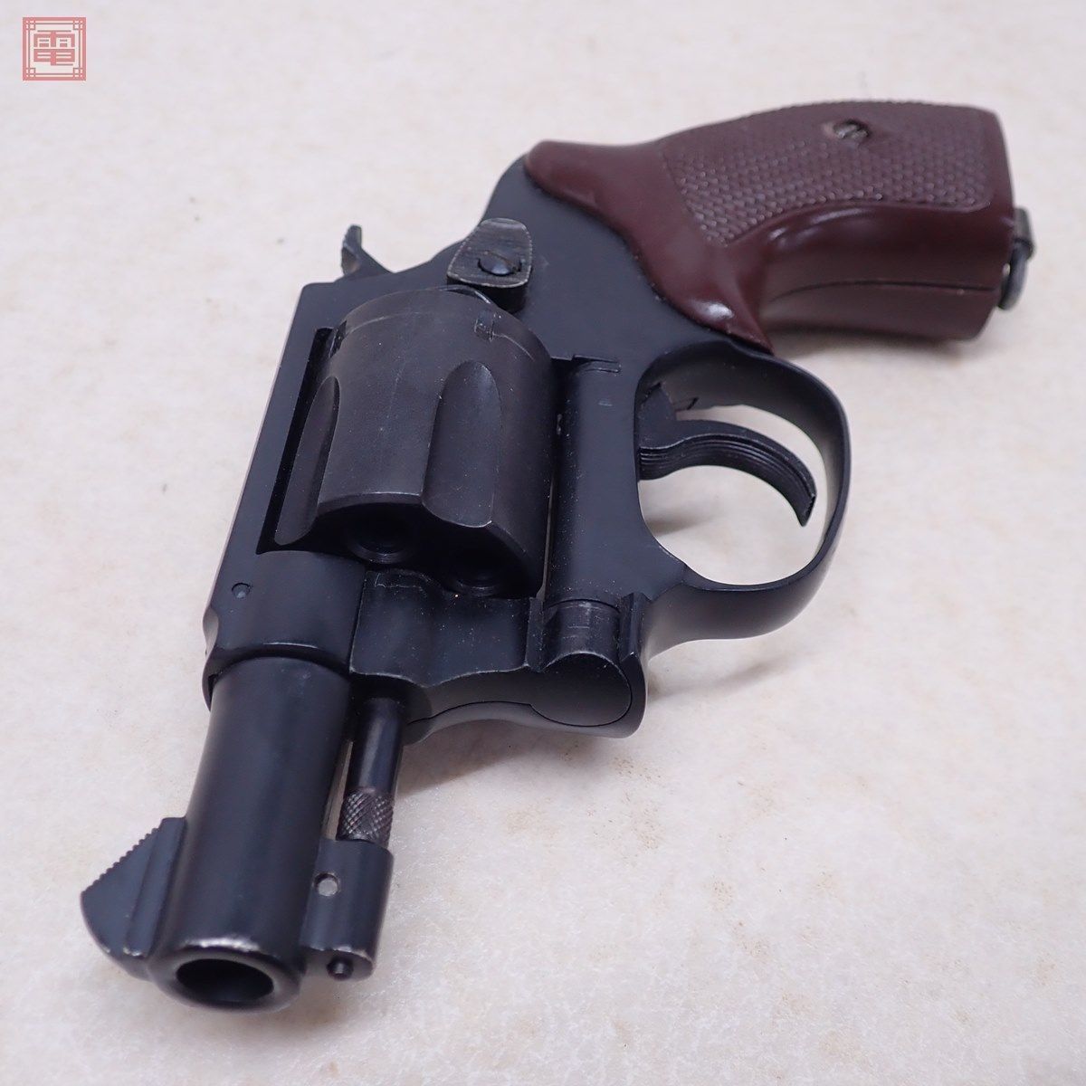 実物中古品】帯革 黒色 4号 警棒 手錠 拳銃 ホルスター ニューナンブ