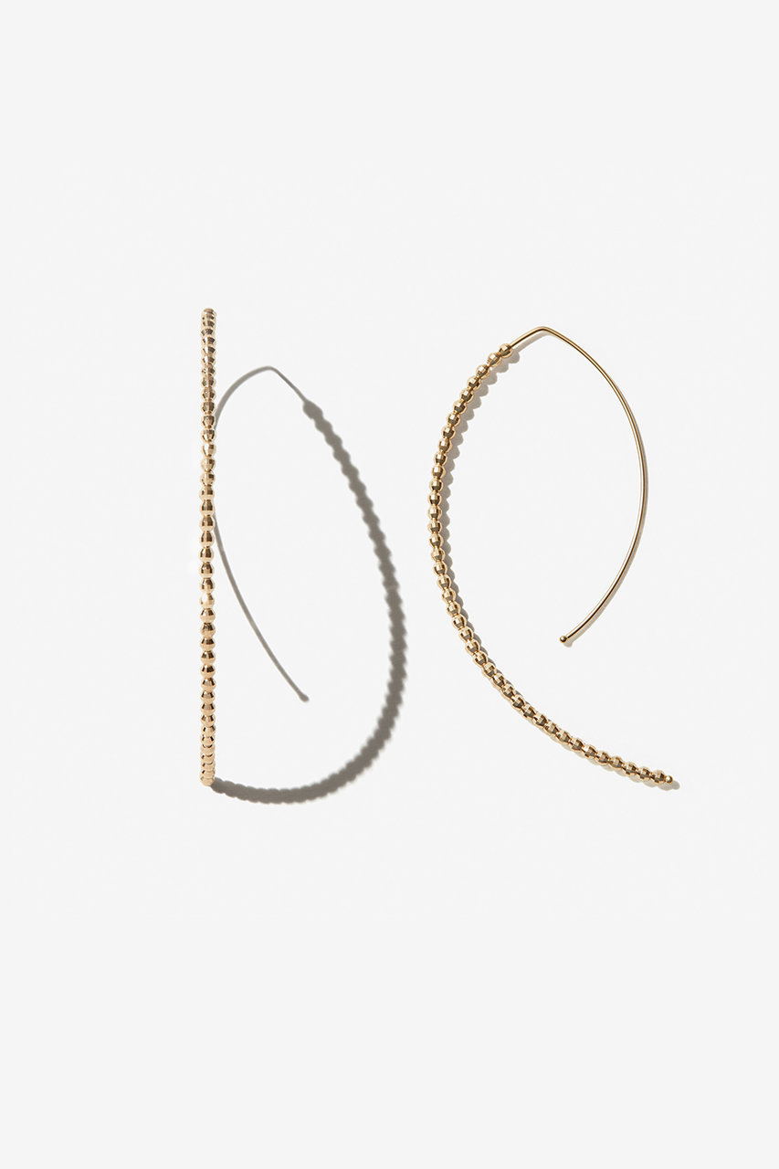 MIZUKI(ミズキ)｜E3A2 バナナフープピアスM/イエローゴールド の通販