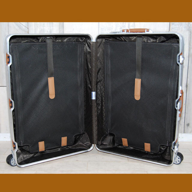 RIMOWA - 未使用 リモワ ルフトハンザボーイング747-8 85L 限定モデル