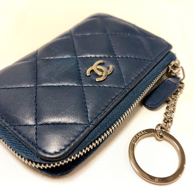 CHANEL マトラッセ キーリング付きキーケース 青色の通販はau PAY