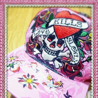 Ed Hardy（キャップ ・ ピンク/桃色系）のフリマアイテム一覧