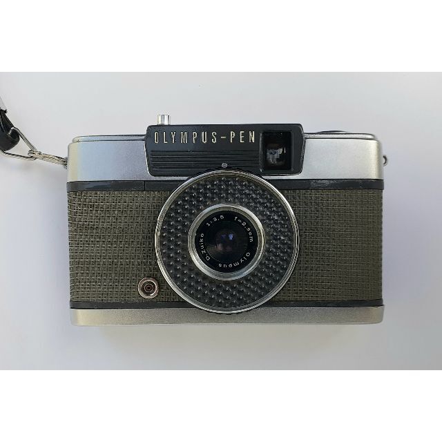 OLYMPUS - 簡単EE撮影、フィルムが2倍に使えるハーフカメラの決定番