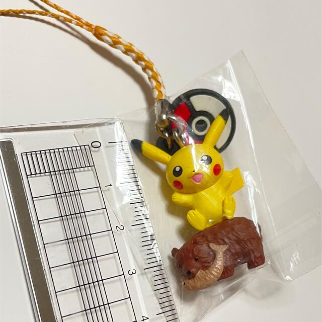 ポケモン - 𓊆 未使用品 北海道 ご当地ストラップ ピカチュウ×熊𓊇 の