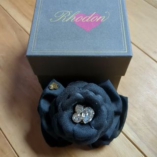 FOXEY フォクシー ベロア キラキラジルコニアボール付シュシュ