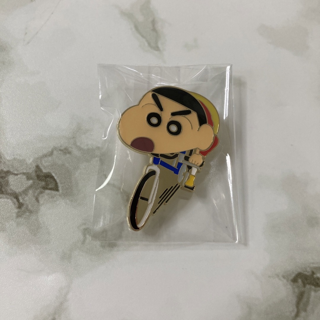 クレヨンしんちゃん - クレヨンしんちゃん 30周年 ピンバッジ