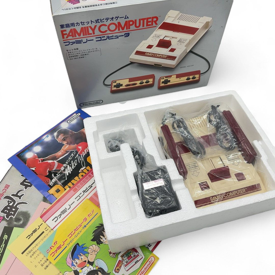 任天堂 - 【未使用】 任天堂 ファミコン 本体 HVC-001 ファミリー