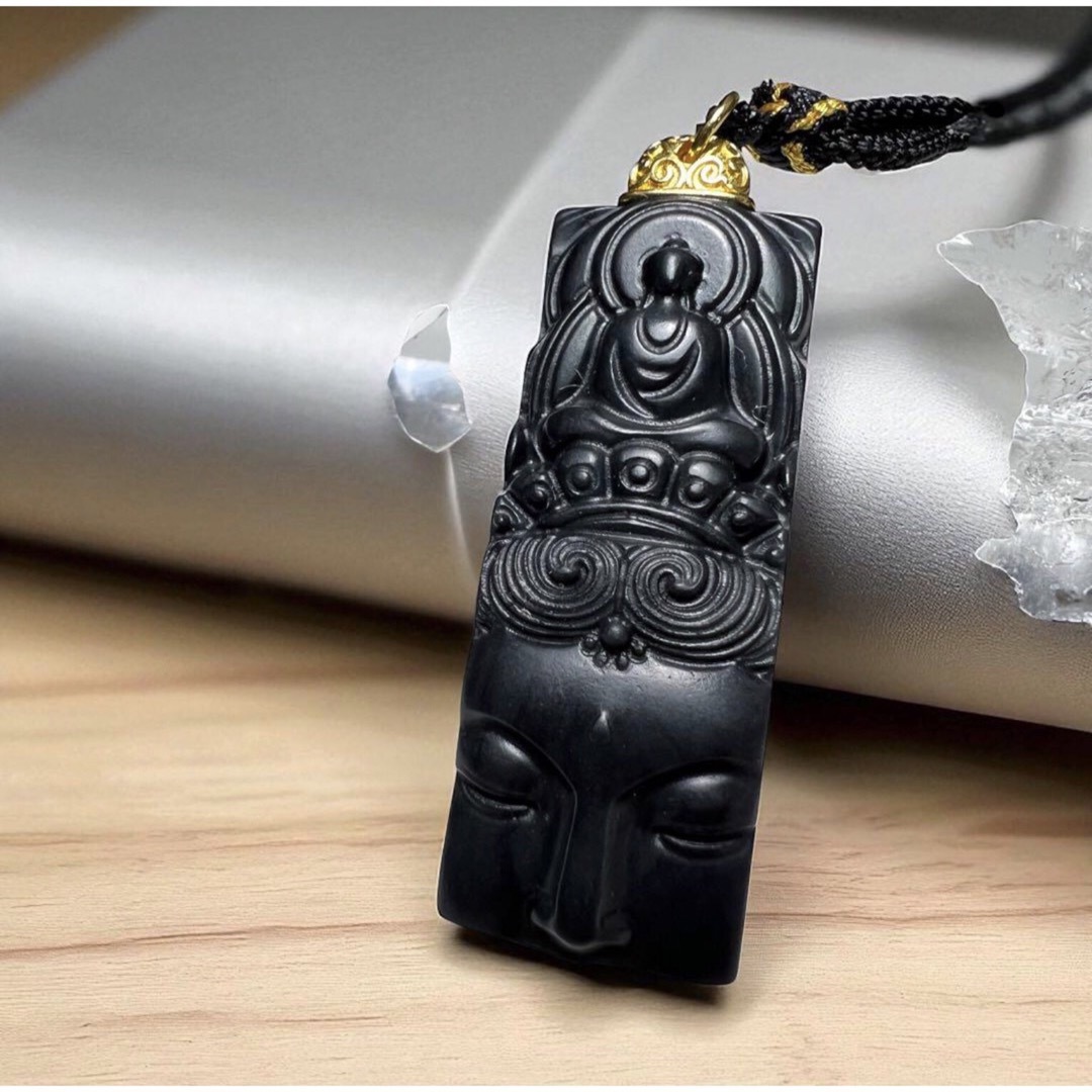 和田玉観音様彫り紐ネックレス❣️至高の慈悲 願望成就・開運・健康