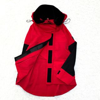 BURBERRY（マウンテンパーカー）のフリマアイテム一覧