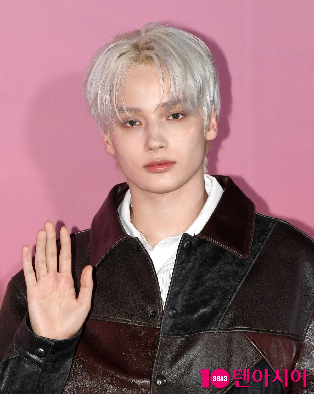 TXTのヒュニンカイ、熱愛説を直接否定「モアに心配かけたくない」