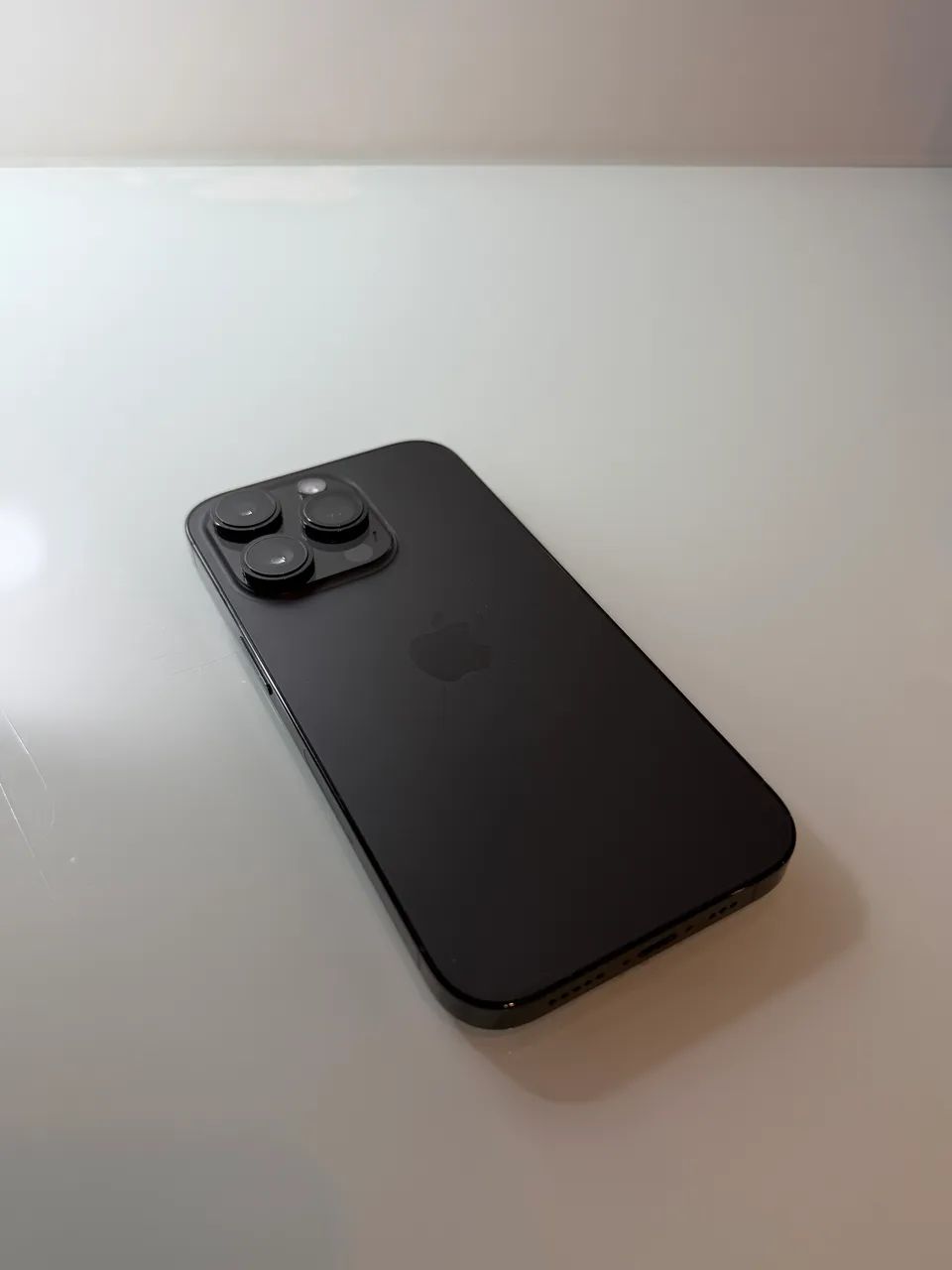 iPhone 14 Pro - 256gb | Space Black - Celulares e Smartphones