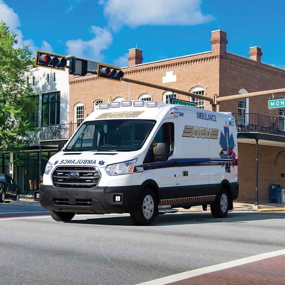ワゴン車タイプ救急車 - American Emergency Vehicles - タイプII