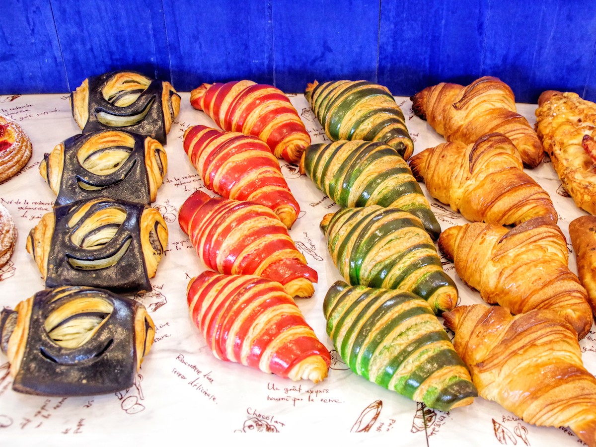 鮮やかすぎるパン発見！熊本・光の森にある魅惑のバイカラー