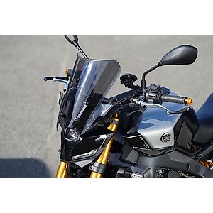 MT-09に適合する｜スクリーン EIGHT(才谷屋)（エイト(サイタニヤ)）の