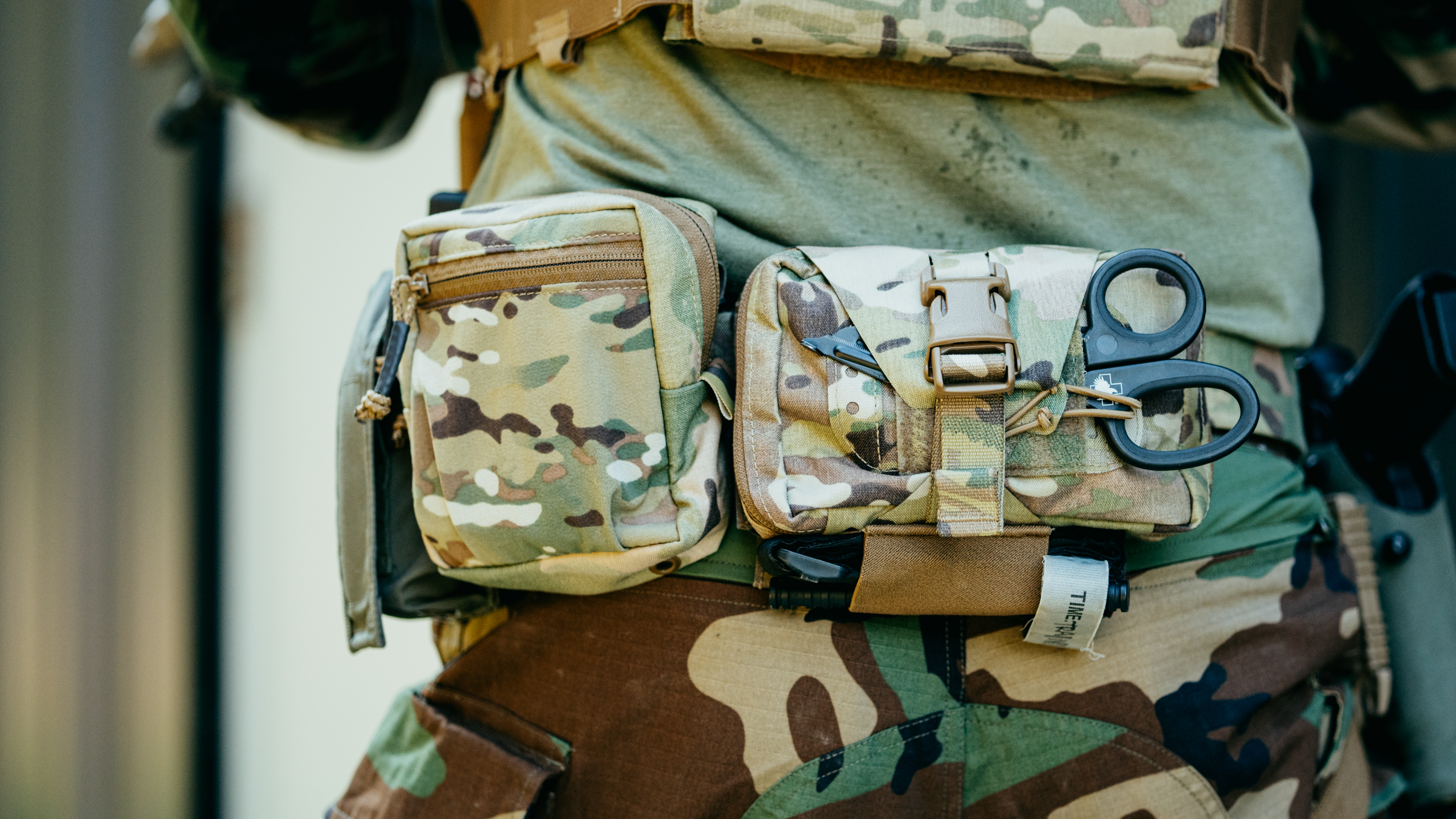 QILO x ZF ポーチ | t.rex arms supdef wrmfzy 【公式通販】