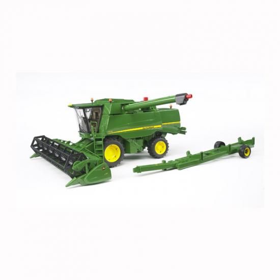 JD コンバインハーベスター T670i | ブルーダー（bruder） - ジョブ