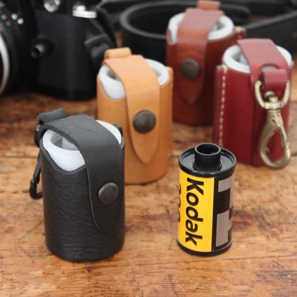 フィルムホルダー｜長く愛用できるカメラストラップmonogram（モノグラム）