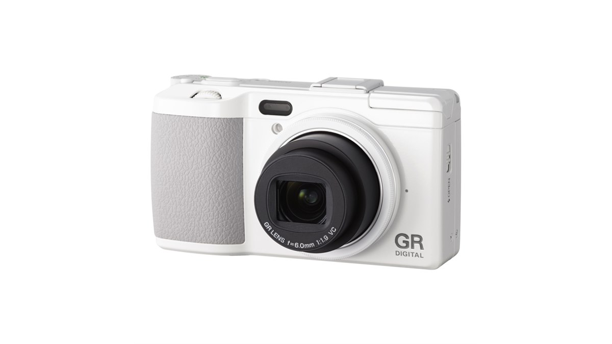 リコー、1万台限定の「GR DIGITAL IV ホワイトエディション」発売