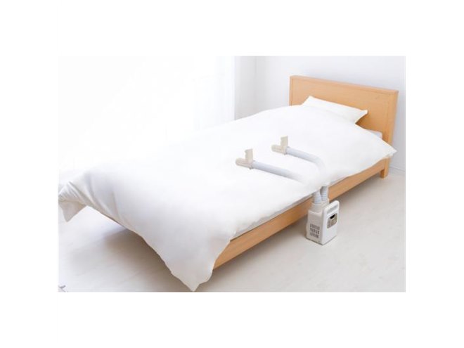 アイリスオーヤマ、ふとんを2枚同時に乾燥できる「ふとん乾燥機