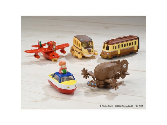 ジブリがいっぱい第2弾「ポニョ」「ラピュタ」のドリームトミカが3月
