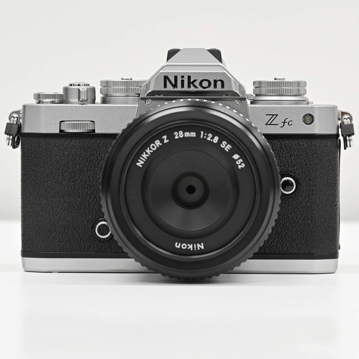 ニコン「Z fc」速攻レポート！ クラシカルデザインのミラーレスが