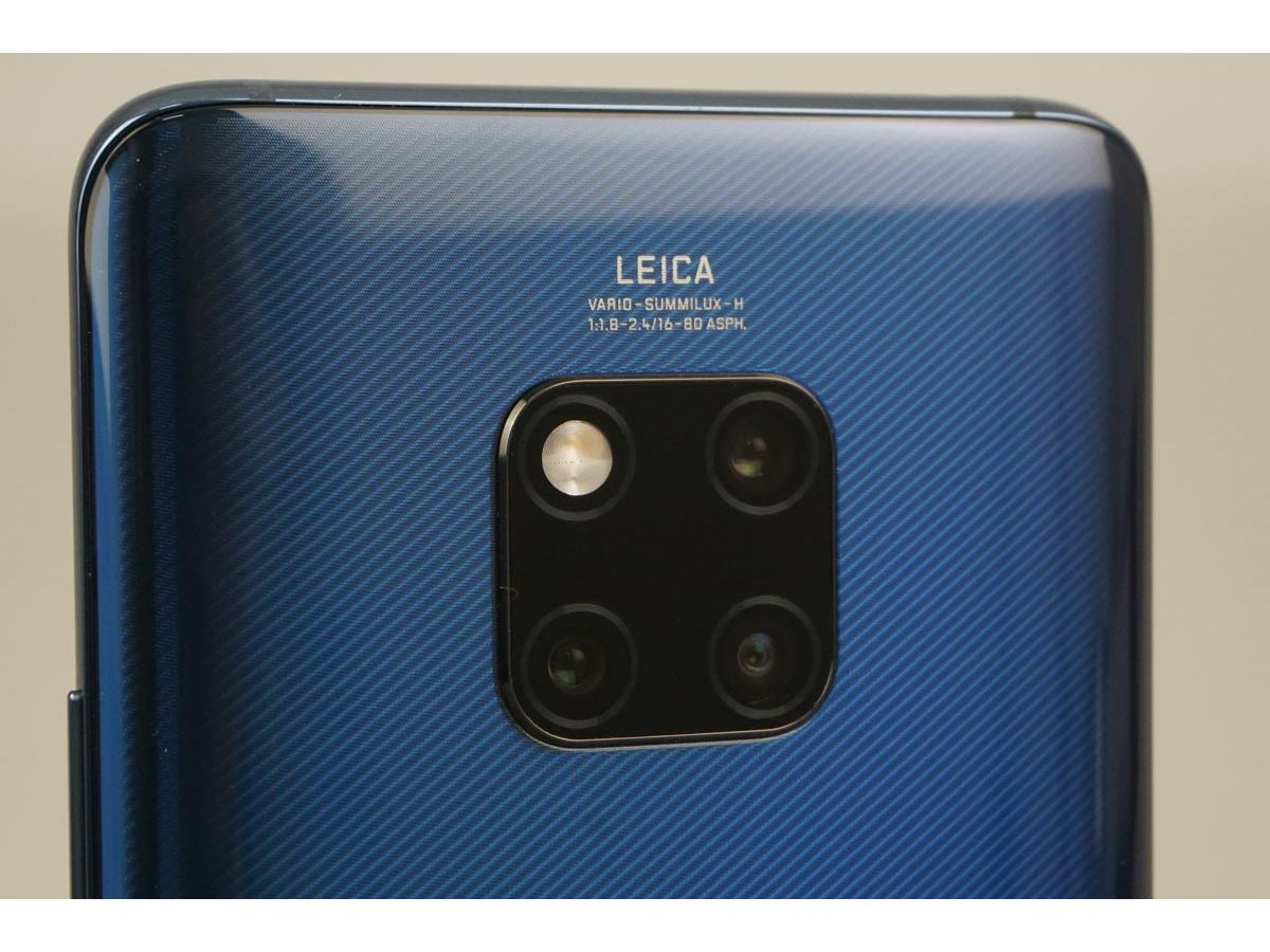 現状最速のAndroidスマホ、ソフトバンク版「Huawei Mate 20 Pro