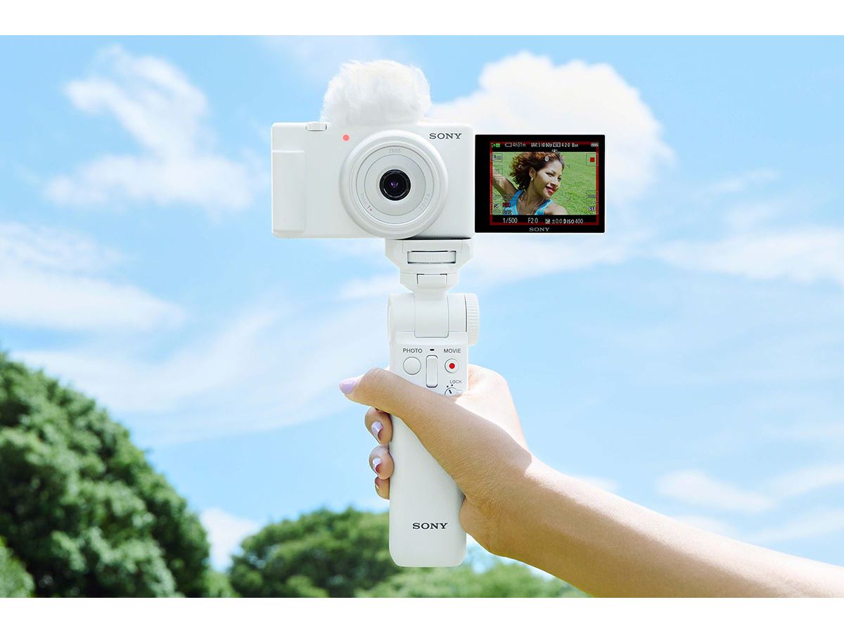 よりワイドな画角で軽量化された「VLOGCAM ZV-1F」は上位モデルより