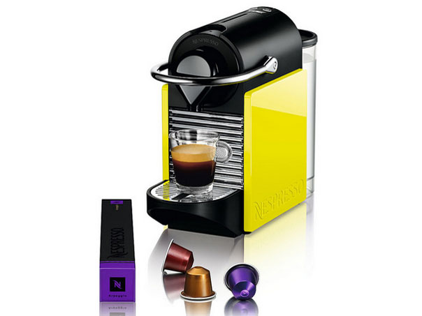 Nespresso C60 エスプレッソマシン（ミルクフォーマー付き） Nespresso
