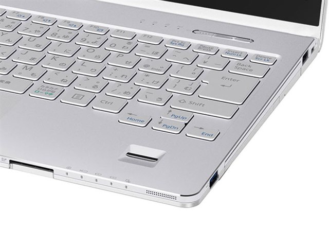FMV LIFEBOOK SH90/W FMVS90WW [アーバンホワイト]の製品画像 - 価格.com
